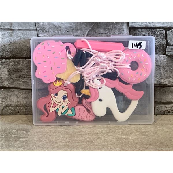 Silicone Teething Necklaces - 5 Pack - New