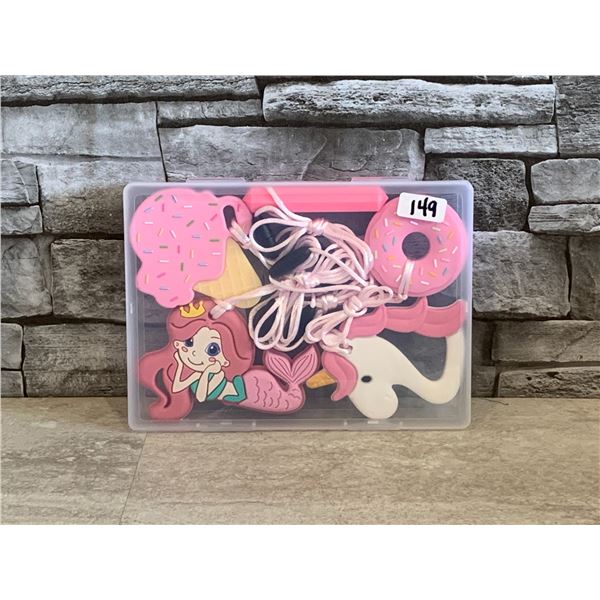 Silicone Teething Necklaces - 5 Pack - New