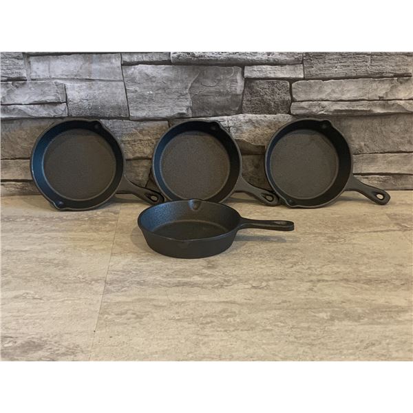 Mini Cast Iron Pans - 4" - Set of 4 - New