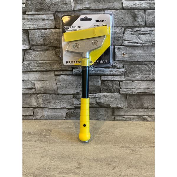 Heavy-Duty Floor Scraper - Model #: XH-001P - New