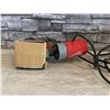 Image 2 : Milwaukee Sheet Sander - 1/4" - Model #: 6020-21 - Tested