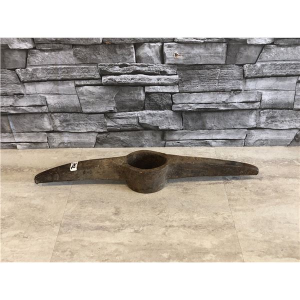 Pickaxe Head