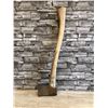 Image 1 : Axe