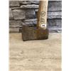 Image 2 : Axe