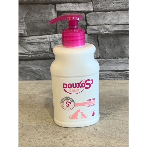 DuoxoS3  Calm Soothing Shampoo for Cats and Dogs - BB: 06/2026
