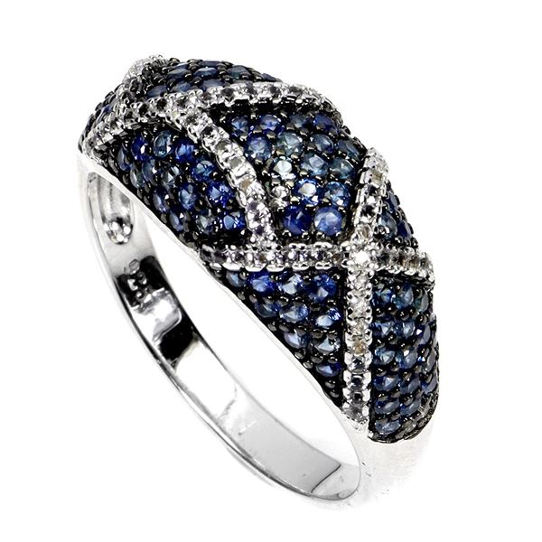 DIAMOND CUT BLUE SAPPHIRE AND WHITE TOPAZ RING IN PLATED 925 STERLING SILVER