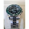 Image 2 : ROLEX SUBMARINER DATE 40 MM "HULK" MODEL 116610LV REPLICA WATCH