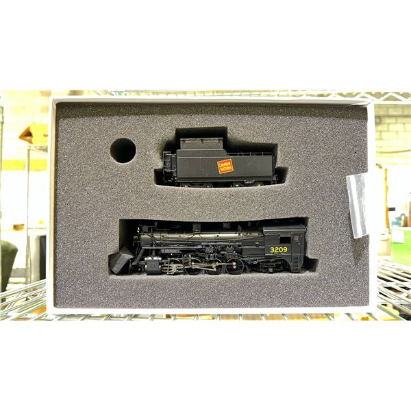 OVERLAND MODELS CNR S1B 2-8-2 HO SCALE MODEL TRAIN