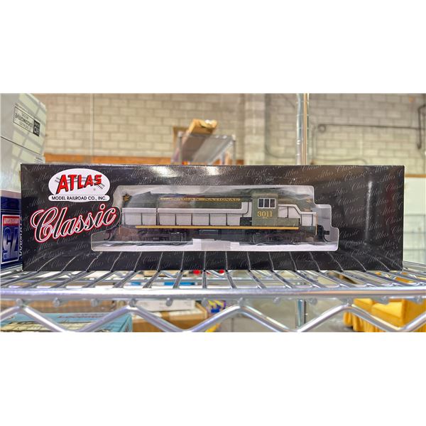 ATLAS CLASSIC CANADIAN NATIONAL RS-3 LOCOMOTIVE HO SCALE MODEL TRAIN