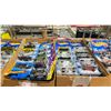 Image 3 : 5 BOXES OF ASSORTED HOT WHEELS DIE CAST VEHICLES