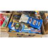 Image 3 : 5 BOXES OF ASSORTED DIE CAST VEHICLES - HOT WHEELS & JOHNNY LIGHTING