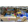 Image 3 : 4 BOXES OF ASSORTED DIE CAST VEHICLES - HOT WHEELS & JADA TOYS