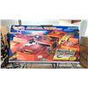 Image 2 : 2 BOXES OF ASSORTED VEHICLE MODEL KITS & A HOT WHEELS CRISS CROSS CRASH TRACK SYSTEM