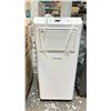Image 1 : HISENSE 5,000 BTU PORTABLE AIR CONDITIONER *NO REMOTE/NO HOSE/NO ATTACHMENTS*