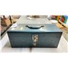 Image 1 : TOOLBOX WITH ASSORTED TOOL CONTENTS