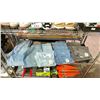 Image 1 : SHELF OF ASSORTED JEANS