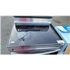 Image 2 : *PARTS & REPAIR* SAMSUNG ELECTRIC STOVE WITH CONVECTION OVEN (GLASS TOP BROKEN, KNOBS MISSING)
