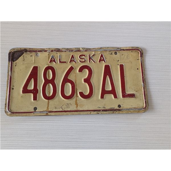 1976 ALASKA License plate