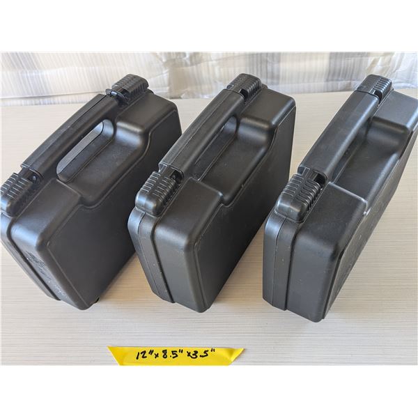 3 BLACK Plastic cases