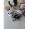 Image 3 : VINTAGE Household items