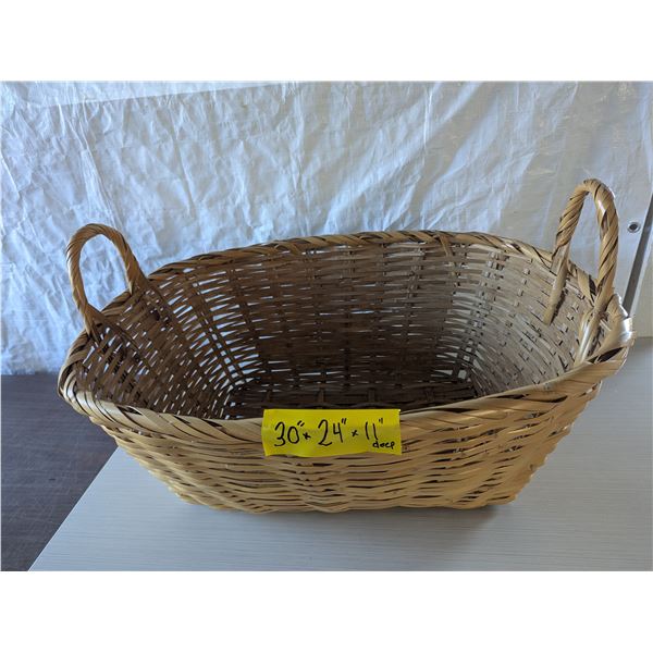 LARGE WICKER Basket 30"x24"11"