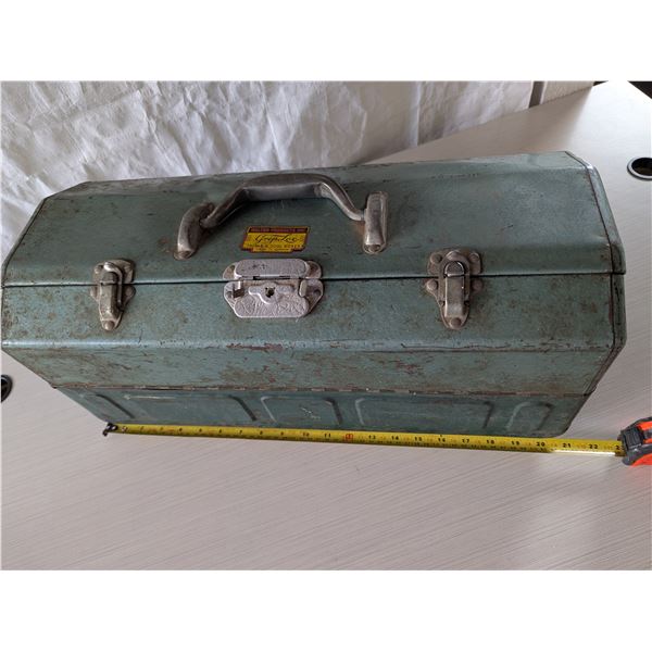 VINTAGE "GRIP-LOC" Tackle box