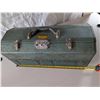 Image 1 : VINTAGE "GRIP-LOC" Tackle box