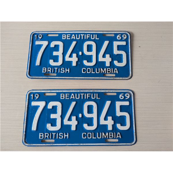 1969 BEAUTIFUL BRITISH COLUMBIA License Plate