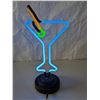 Image 2 : NEON MARTINI LAMP