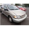 Image 2 : 2000 Toyota Sienna
