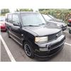 Image 2 : 2006 Scion xB