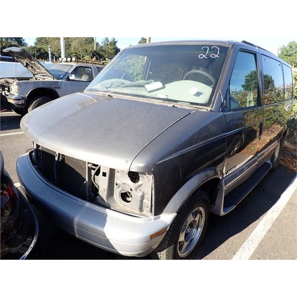 2000 Chevrolet Astro Van