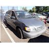 Image 2 : 2000 Toyota Sienna