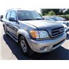 Image 2 : 2004 Toyota Sequoia