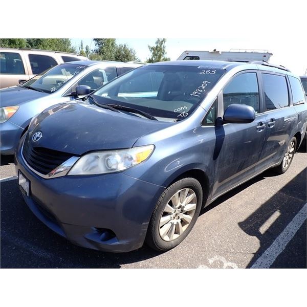 2014 Toyota Sienna