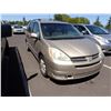 Image 2 : 2004 Toyota Sienna