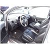 Image 5 : 2006 Volkswagen New Beetle