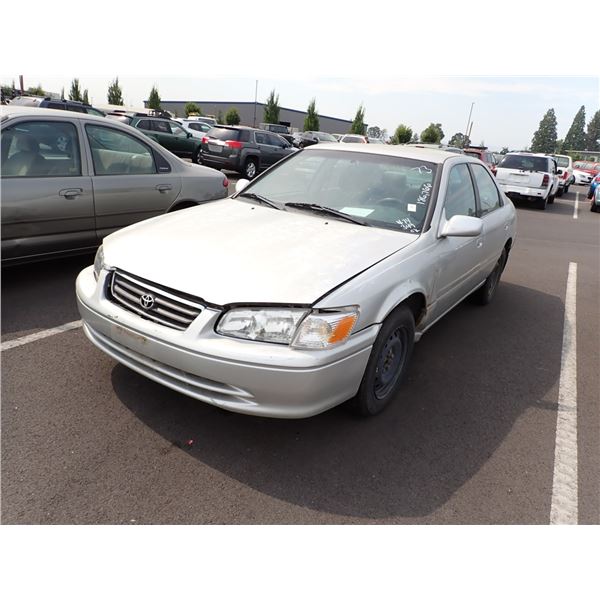 2000 Toyota Camry
