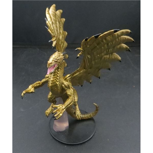 D&D Pre-Painted Mini Figure Large Gold Dragon 26/44