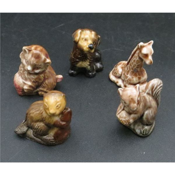 Lot of 5 Wade England Red Rose Tea Animal Figures