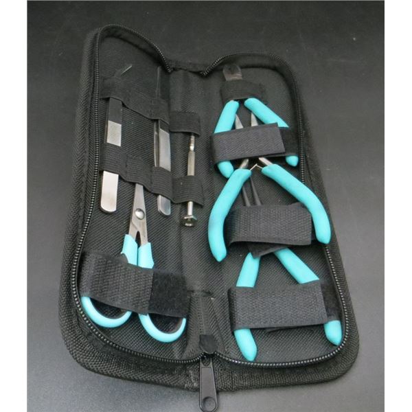 Bead Landing Jewelry Making Tool Set With Zip Case