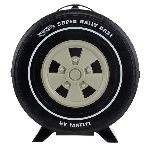 A Hot Wheels Super Rally Case.