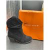 Image 2 : Rocket Dog Black Suede Sheriff Black Western Heeled Boots, Size 6.5 US,