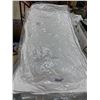 Image 2 : George Courey L838 King Size Pillow Lot of 2