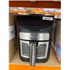 Image 2 : Gourmia Electric Air Fryer with Display Panel and Handle