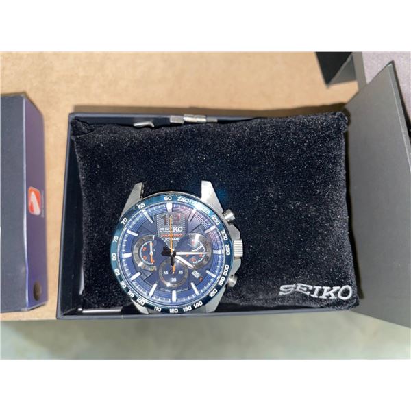 Seiko Chronograph Men’s Watch with Blue Dial and Stainless Steel Case