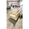 Image 2 : BEIGE DESIGNER LEATHER ARMCHAIR WITH SPRUCE LINEN ACCENT PILLOW
