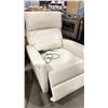 Image 2 : AMERICAN LEATHER ELECTRIC RECLINING CHAIR WITH SPARE PARTS