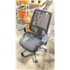 Image 2 : MESHBACK ROLLING OFFICE CHAIR