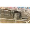 Image 2 : ASSORTED WIRE BASKETS AND METAL BUCKETS